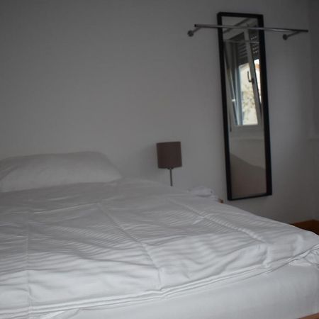 Charmantes Apartment Берн Екстер'єр фото