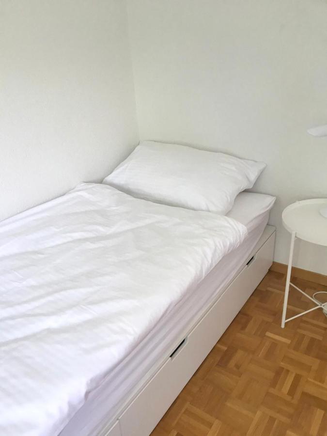 Charmantes Apartment Берн Екстер'єр фото